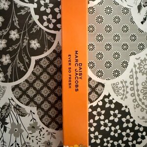 Marc Jacobs Daisy Ever So Fresh